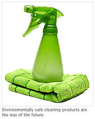 green cleaning spray