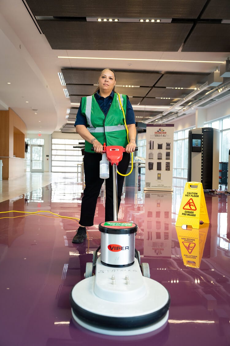 Floor Buffing optimized small (1)